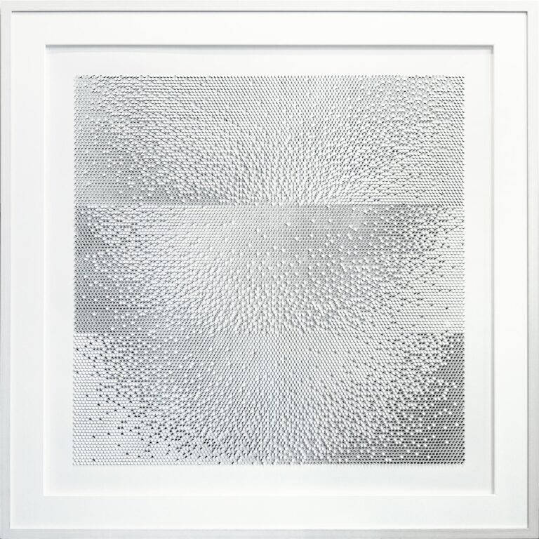 Radial white on black light field – ET 302 - Sascha Nordmeyer 